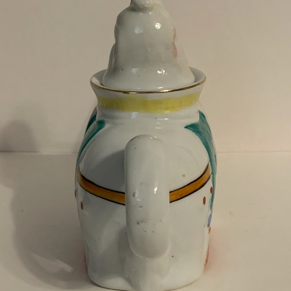 Vtg. Porcelain elephant tea pot signed china - Picture 3 of 11